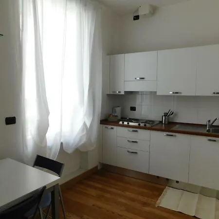 Fratelli Asquasciati 53 - 021 *